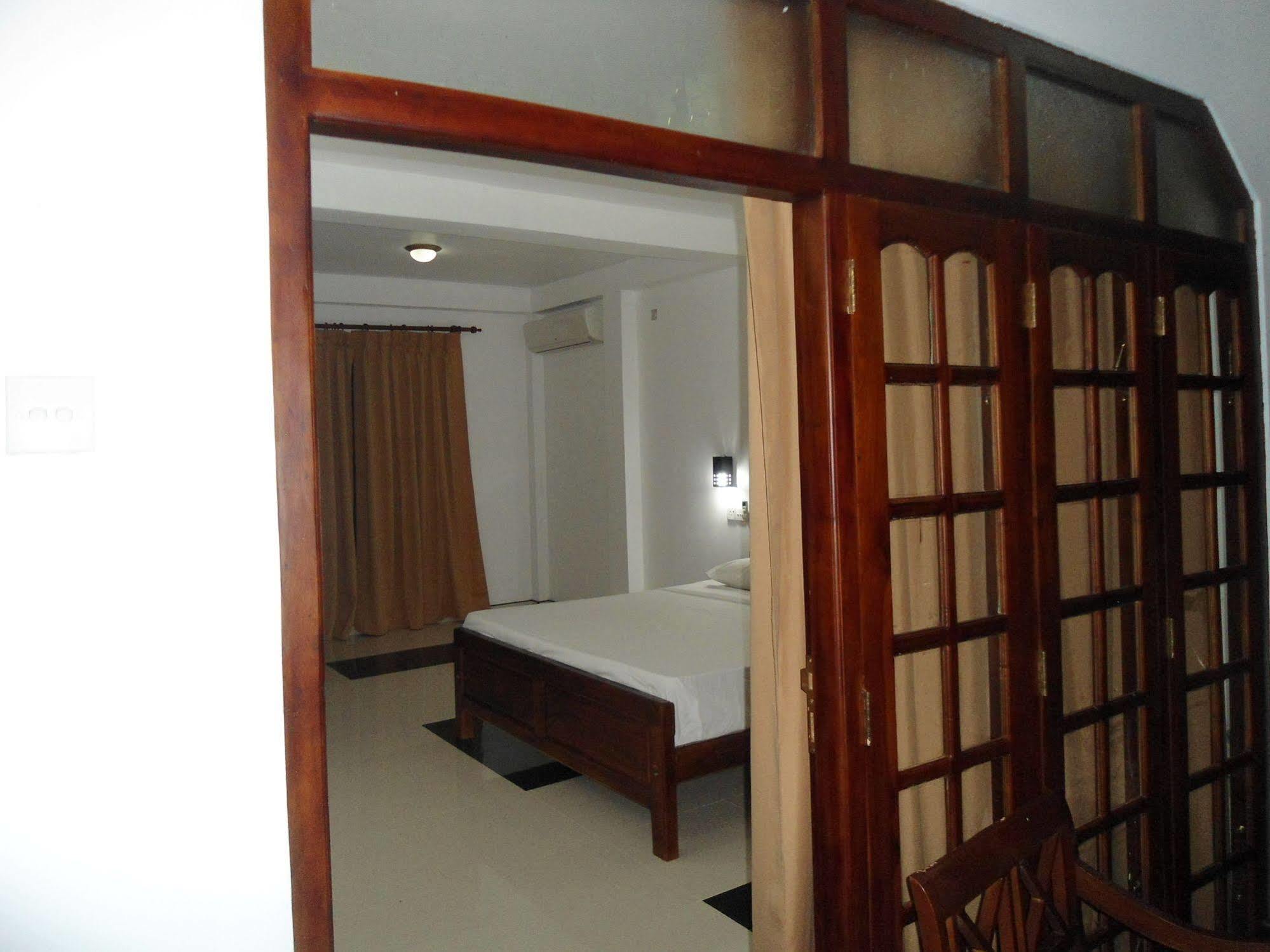 Nice Place Resort ดัมบูลลา ภายนอก รูปภาพ